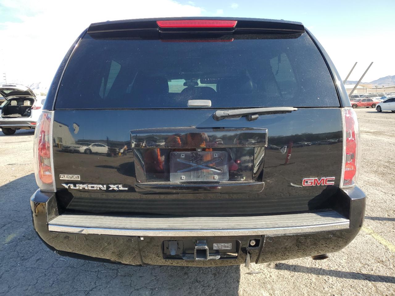 2010 GMC Yukon VIN 1GKUKMEF1AR279363 photo 6