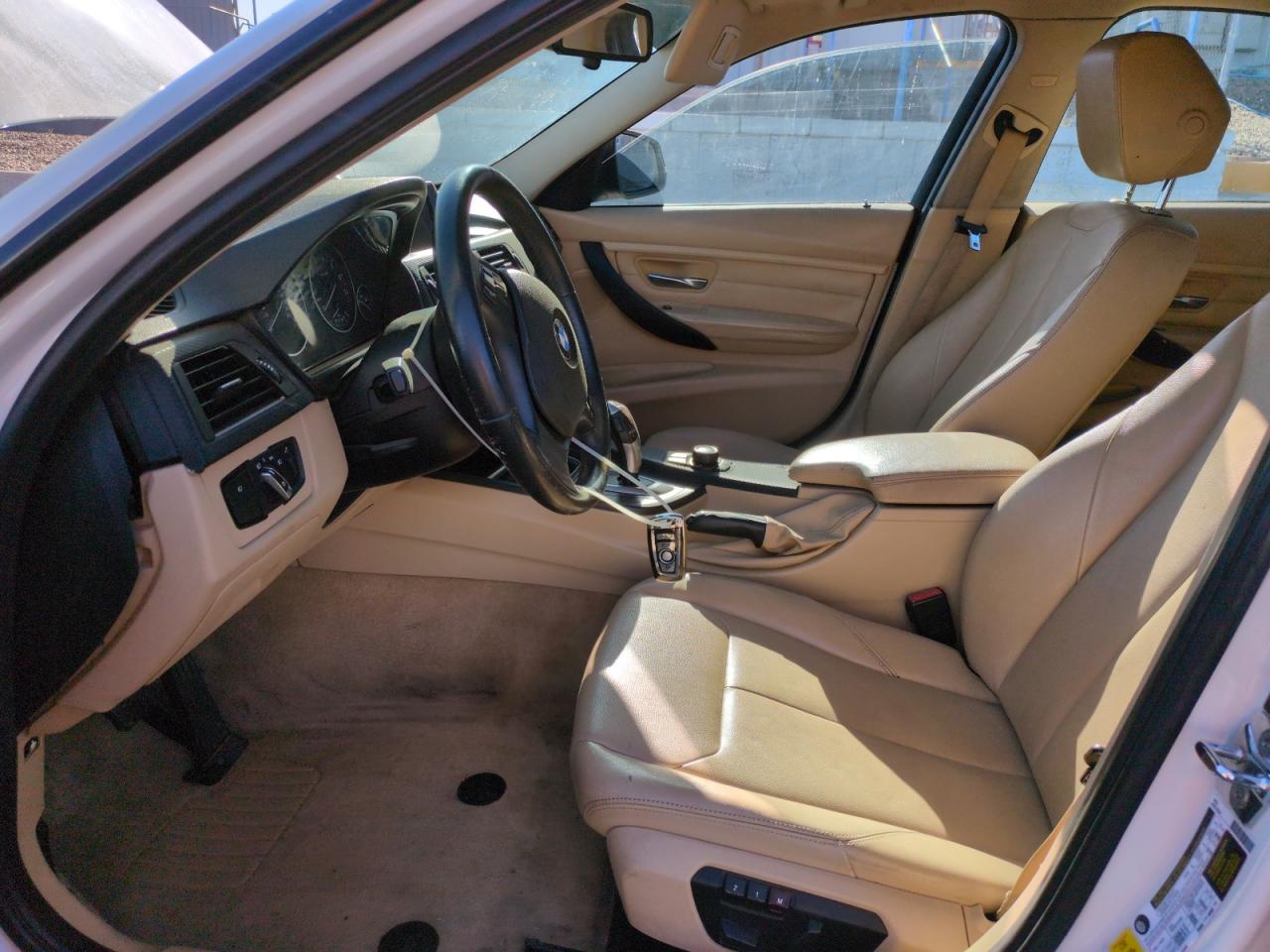 2012 BMW 3 series VIN WBA3A5G5XCNP17664 photo 7