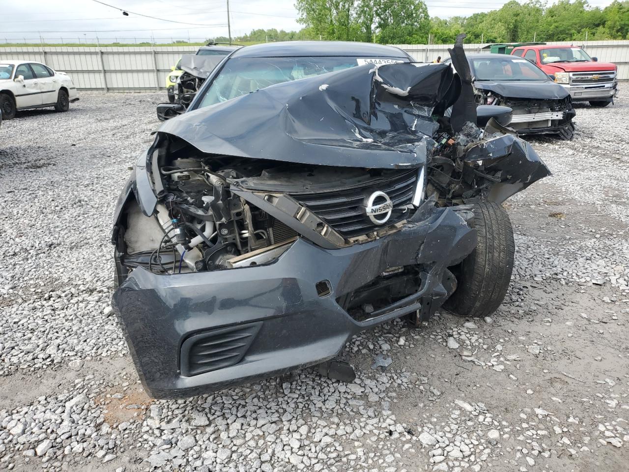 2017 Nissan Altima VIN 1N4AL3AP2HC110329 photo 5