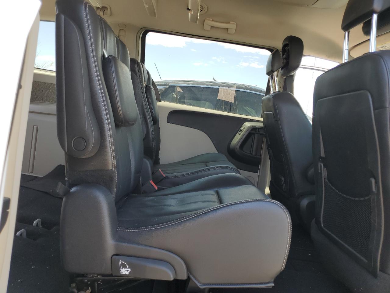 2014 Chrysler Minivan VIN 2C4RC1BG2ER272433 photo 11