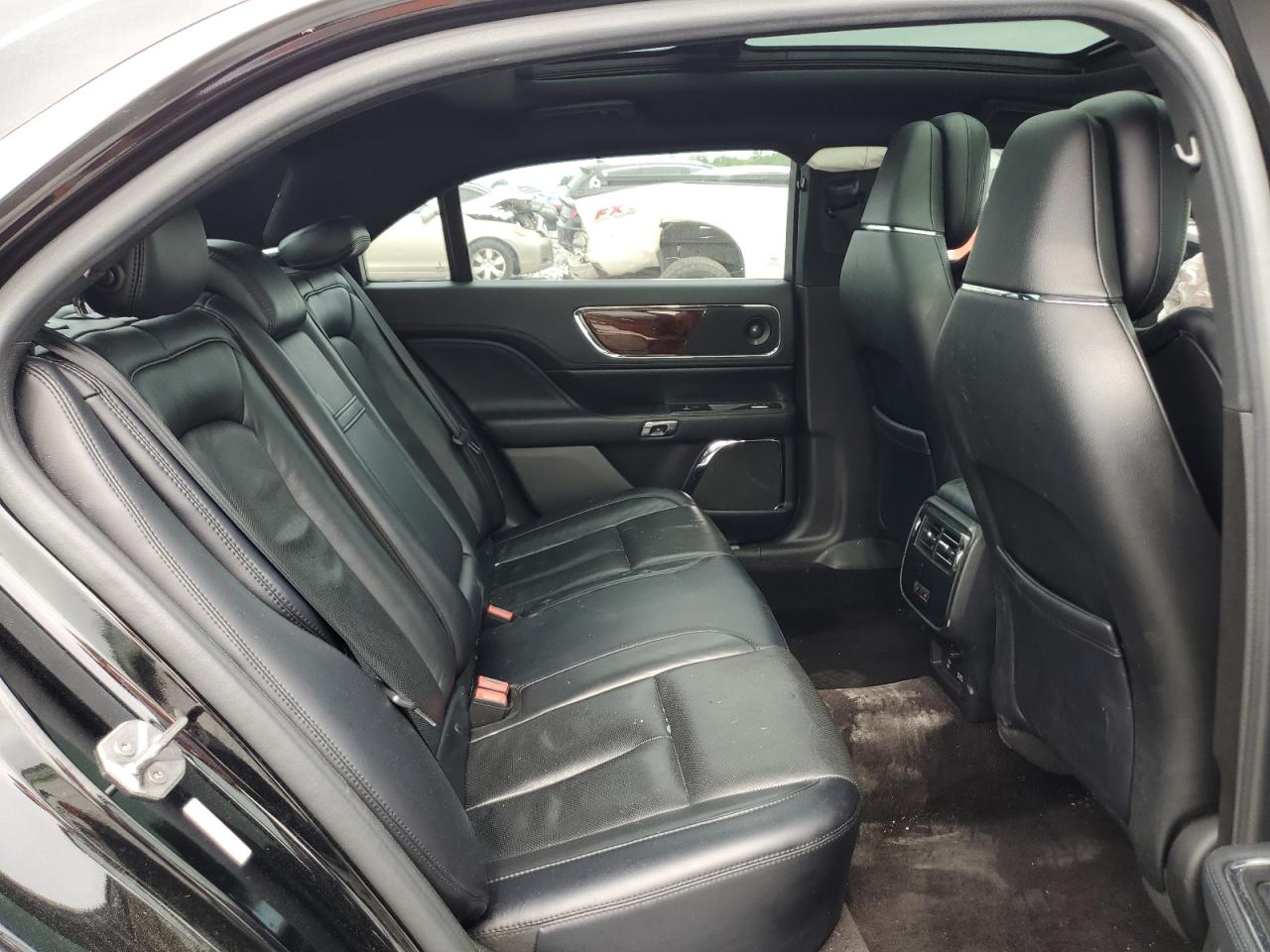 2018 LINCOLN Continentl VIN 1LN6L9SK9J5616980 photo 10