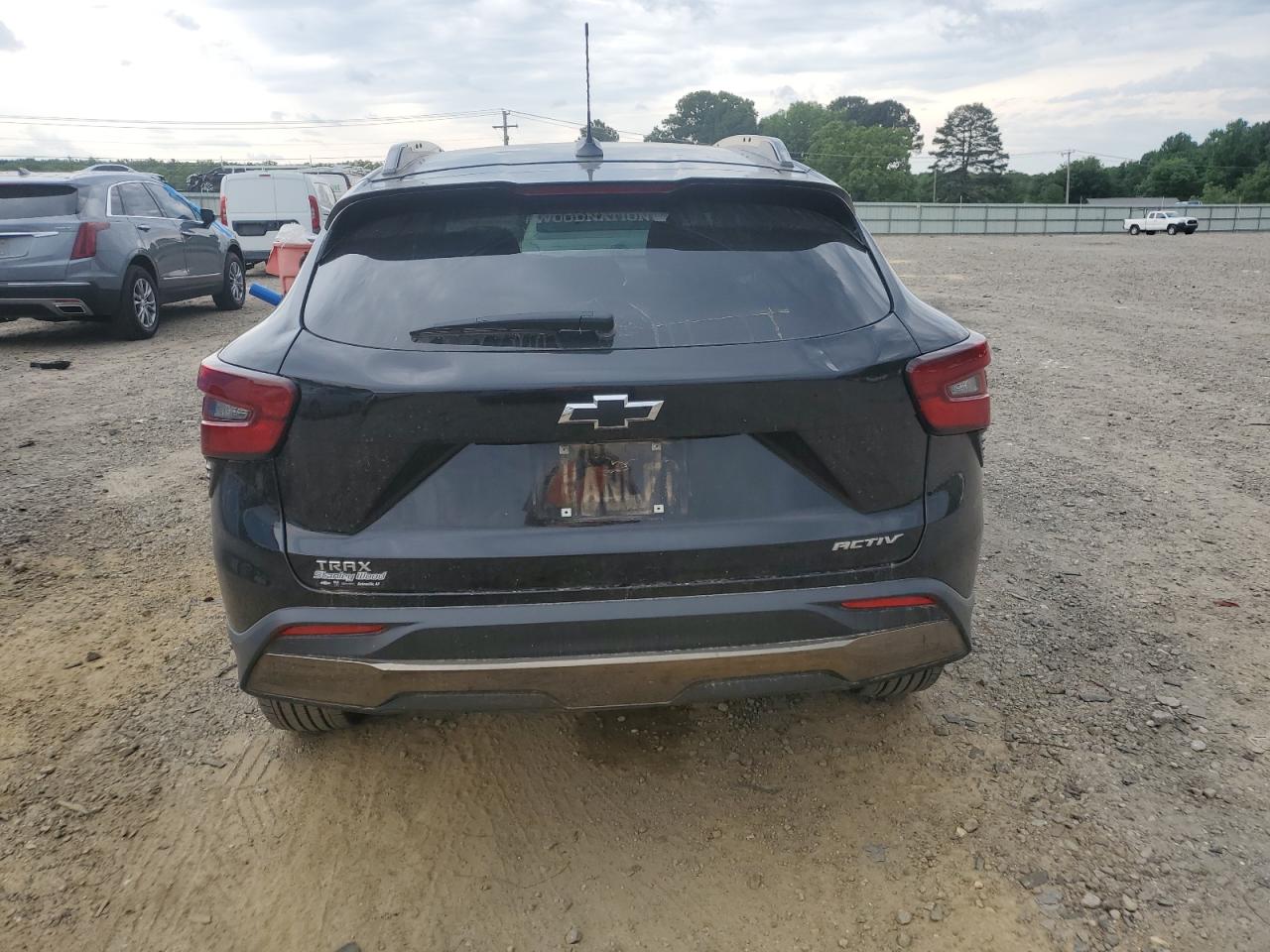 2025 Chevrolet Trax activ VIN KL77LKEP3SC049036 photo 6