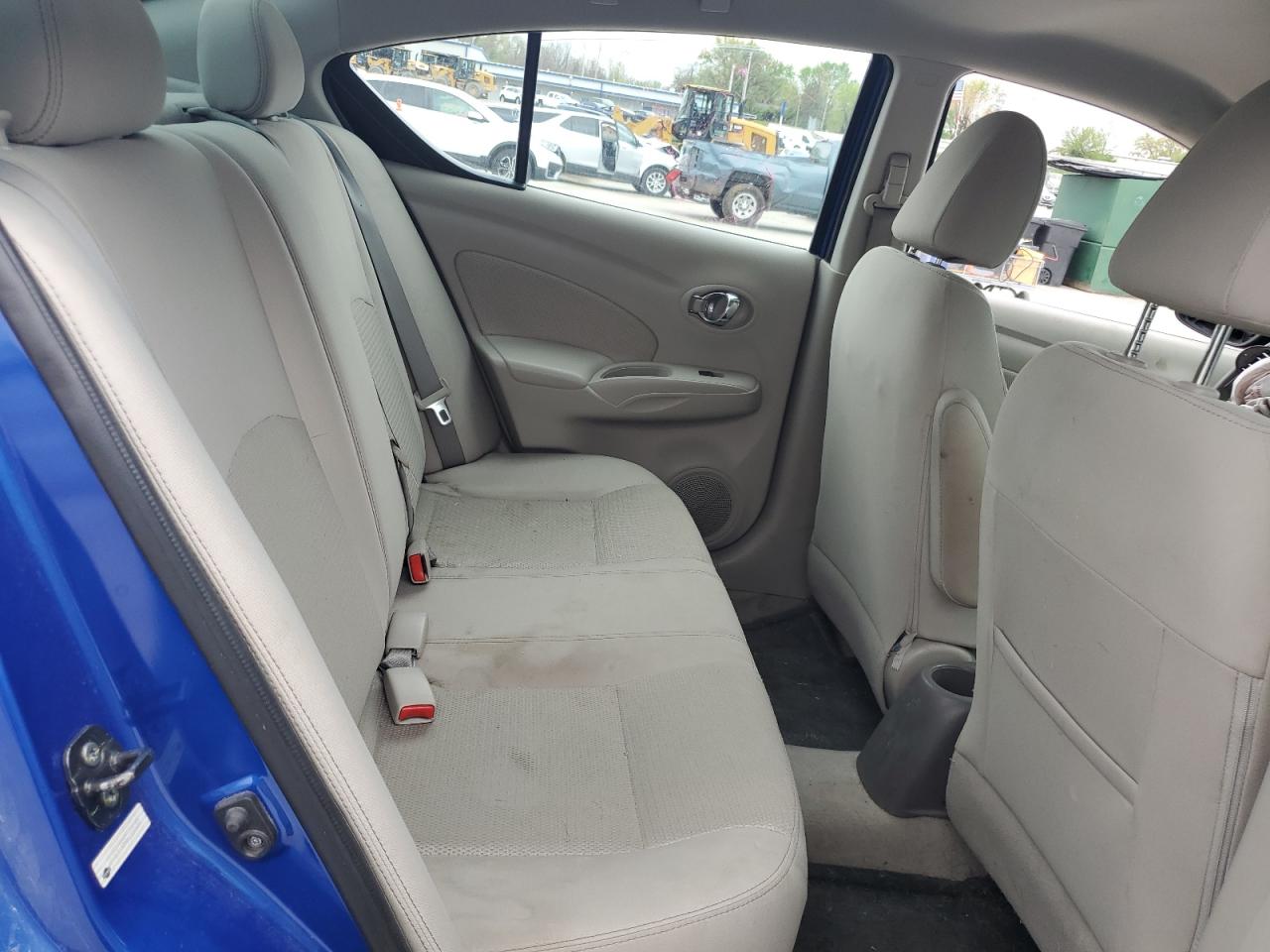 2015 Niss Versa VIN 3N1CN7AP4FL886051 photo 10