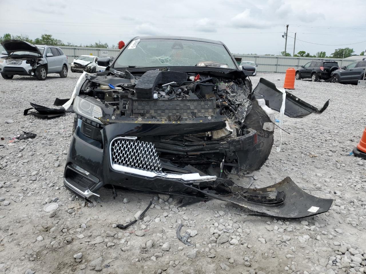 2018 LINCOLN Continentl VIN 1LN6L9SK9J5616980 photo 5