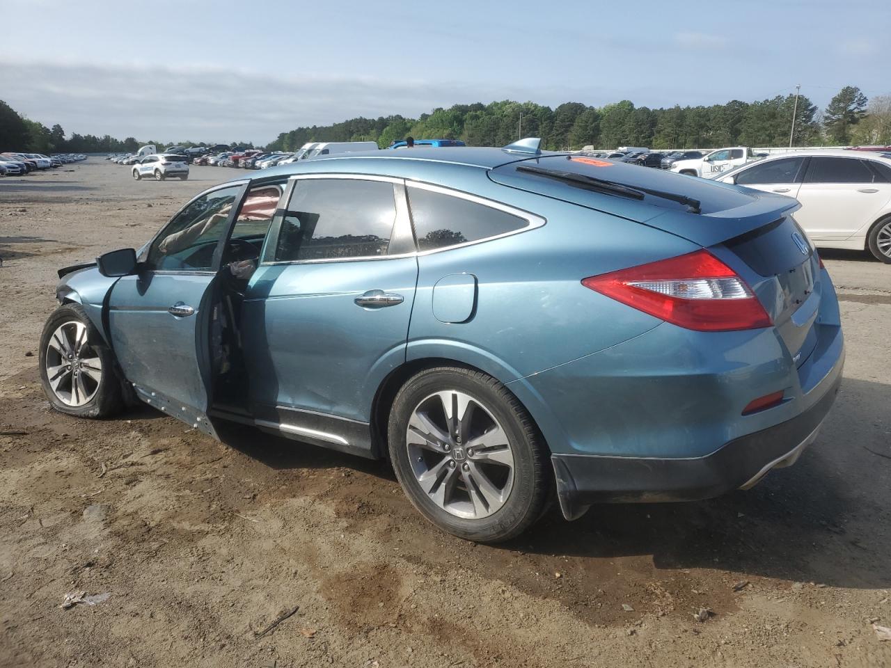 2014 Honda Crosstour VIN 5J6TF1H50EL002560 photo 2