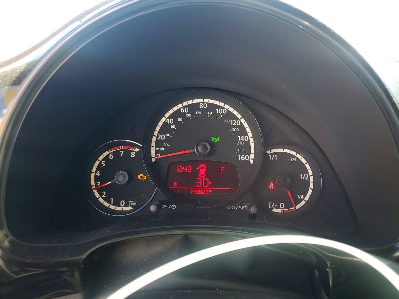 2013 Volkswagen Beetle VIN 3VWFP7ATXDM654138 photo 9