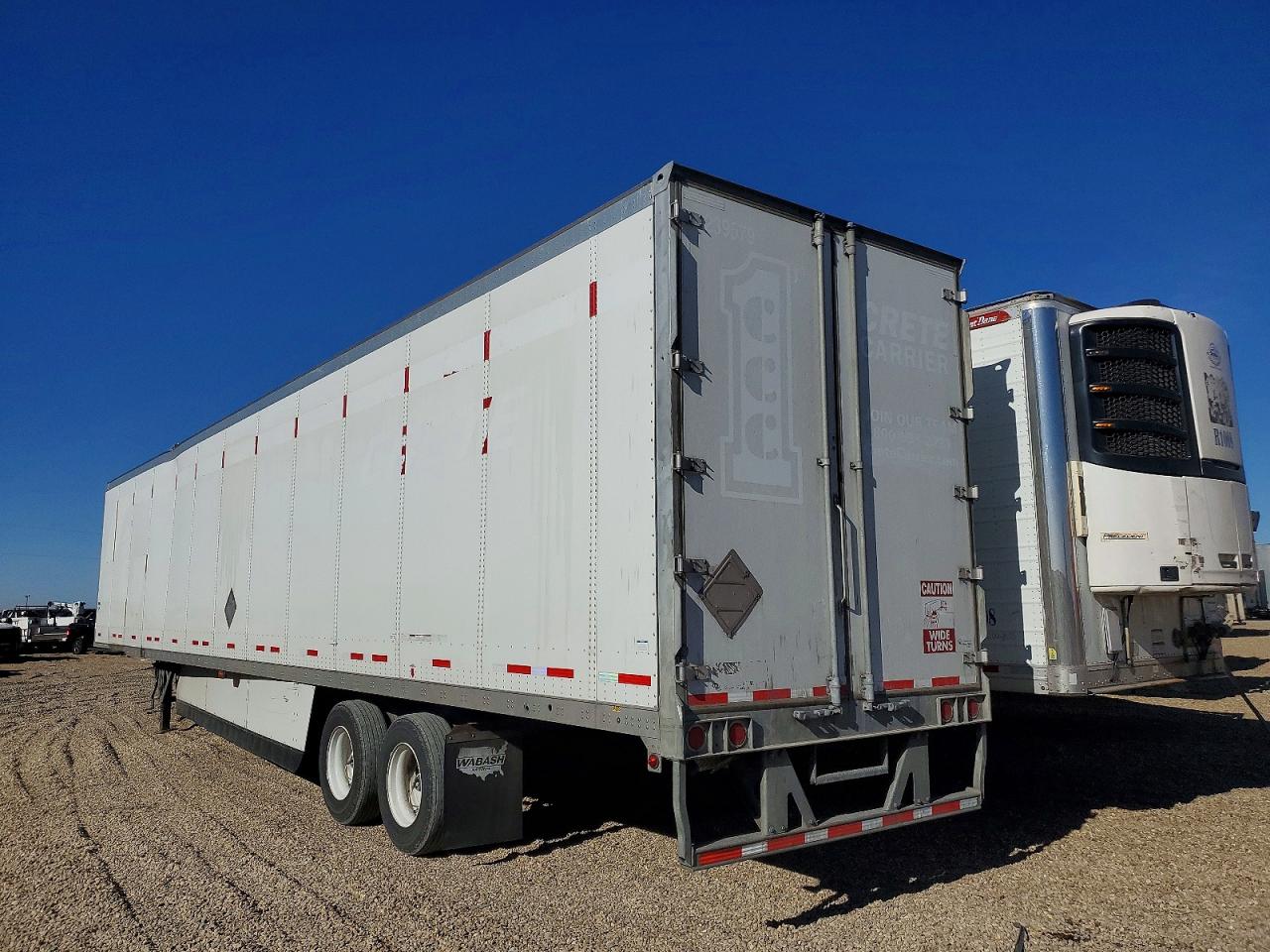 2023 WABASH All models VIN 1JJV532D7PL302829 photo 3