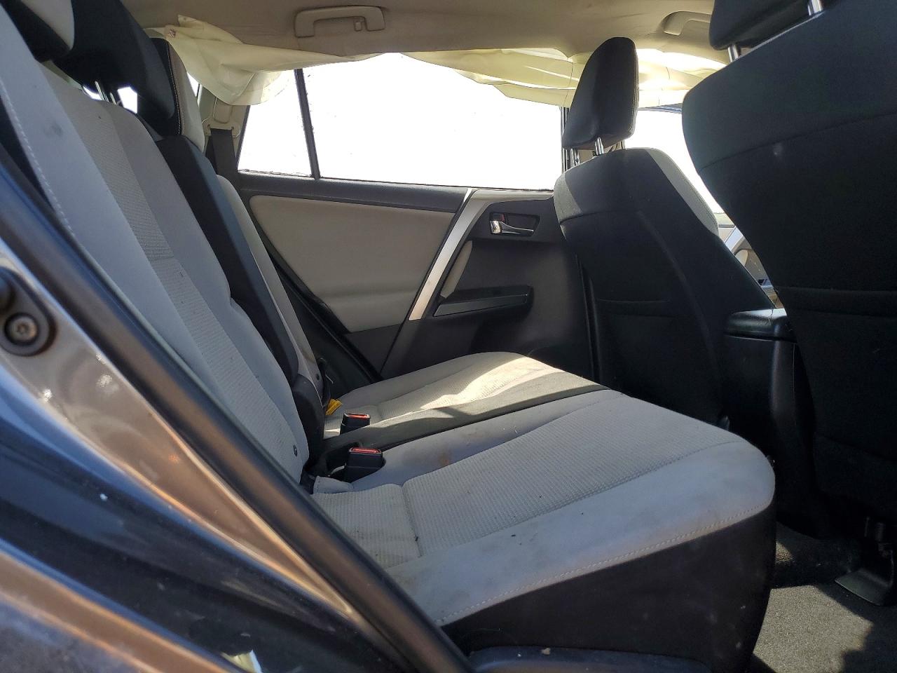 2016 TOYT Rav4 VIN JTMWFREV9GJ092909 photo 11