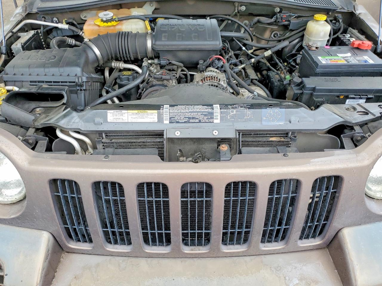 2002 Jeep Liberty VIN 1J4GL58K62W213490 photo 11