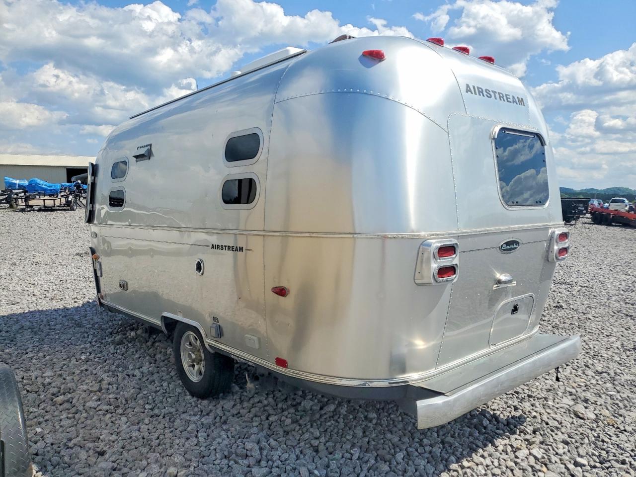 2007 AIRSTREAM All models VIN 1STCPAA147J520195 photo 3