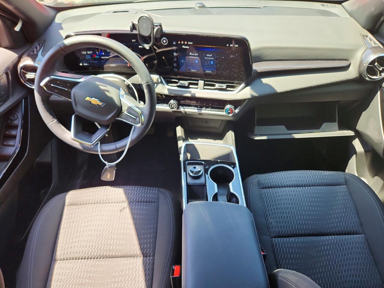 2026 Chevrolet Equinox VIN 3GNAXHEG1TL167390 photo 8
