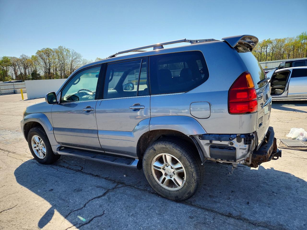2004 Lexus Gx VIN JTJBT20X840068400 photo 2