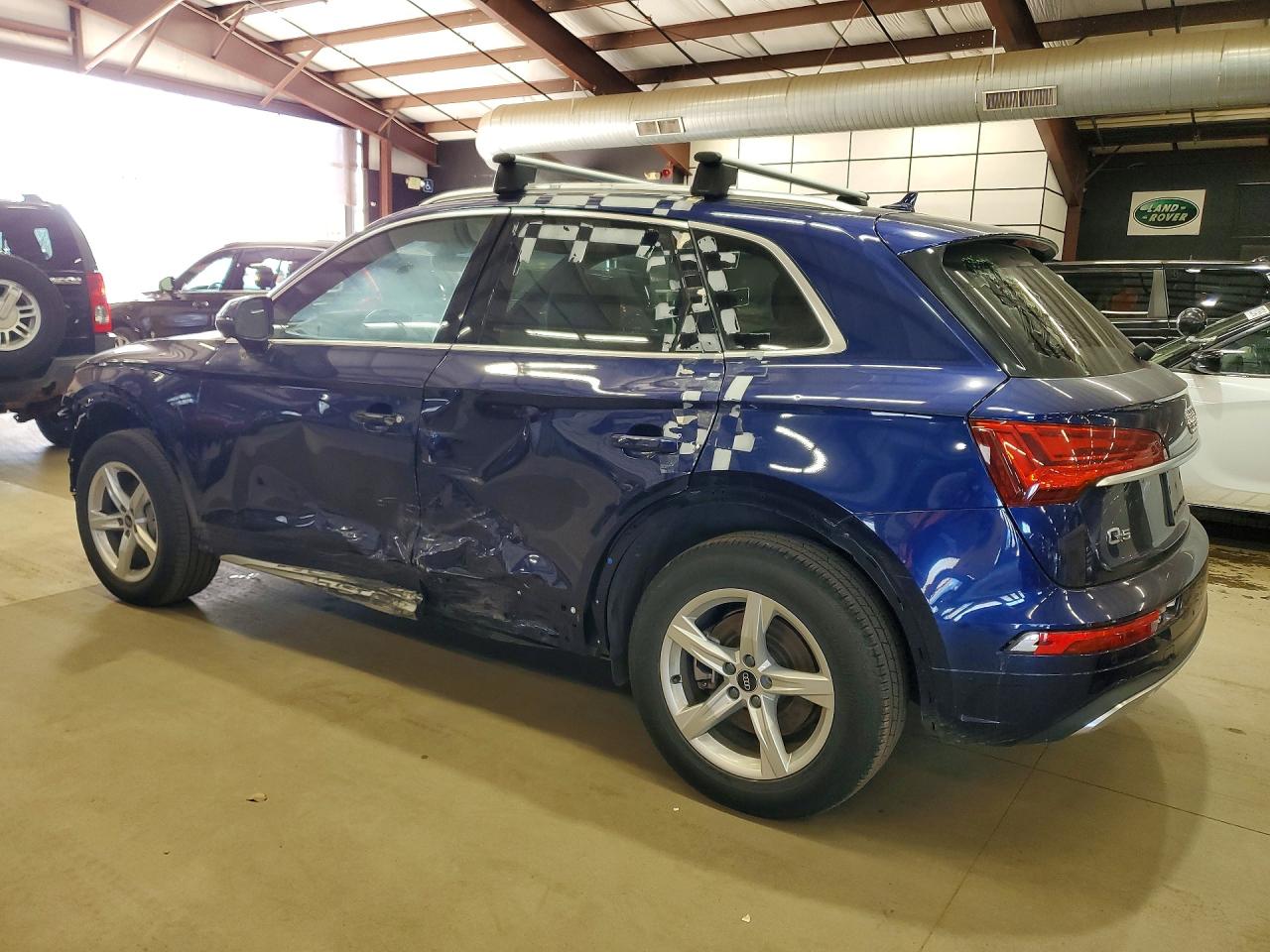 2024 Audi Q5 VIN WA1ABAFY5R2082658 photo 2