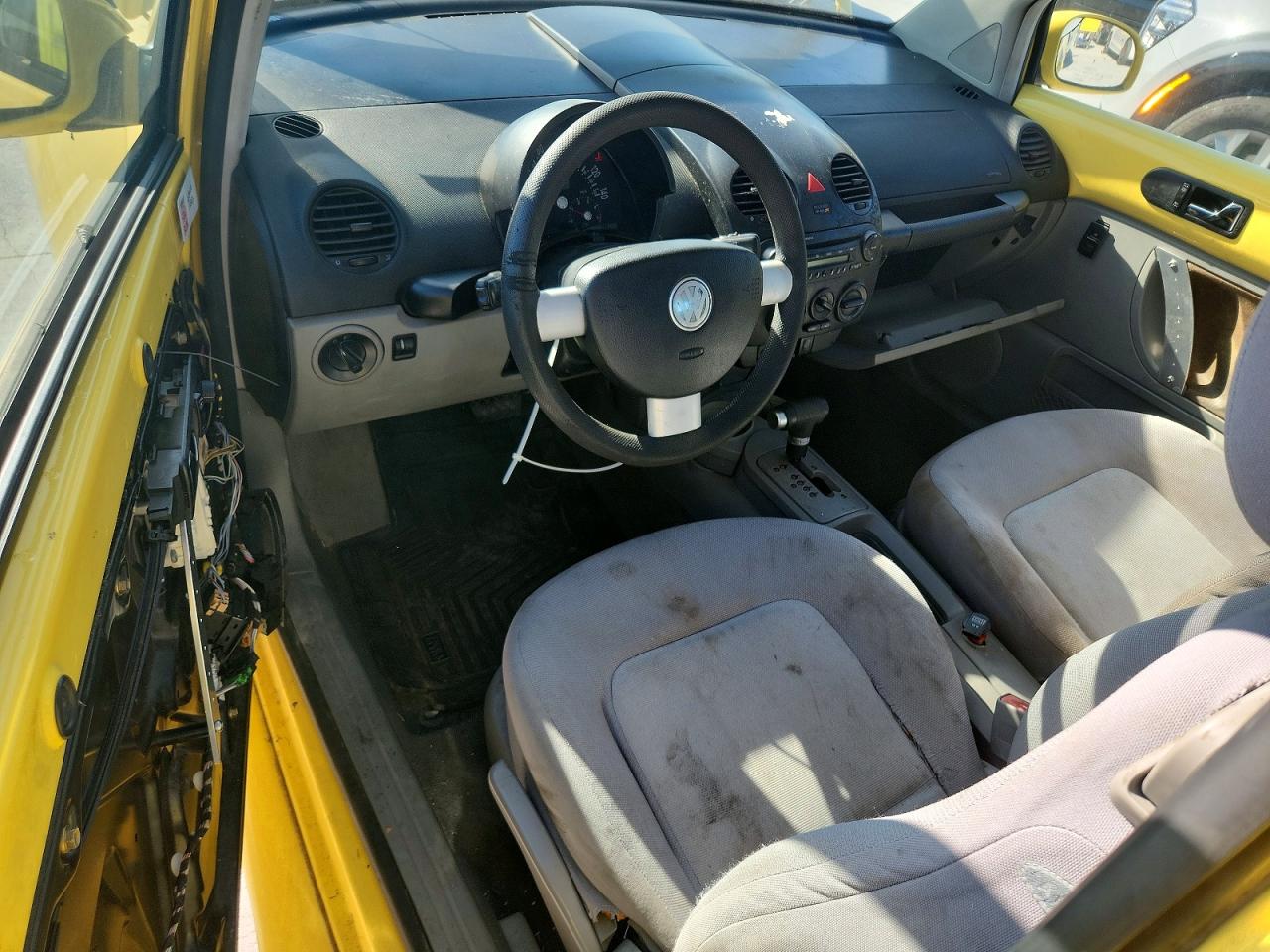 2004 Volkswagen Beetle VIN 3VWBR31CX4M416467 photo 8