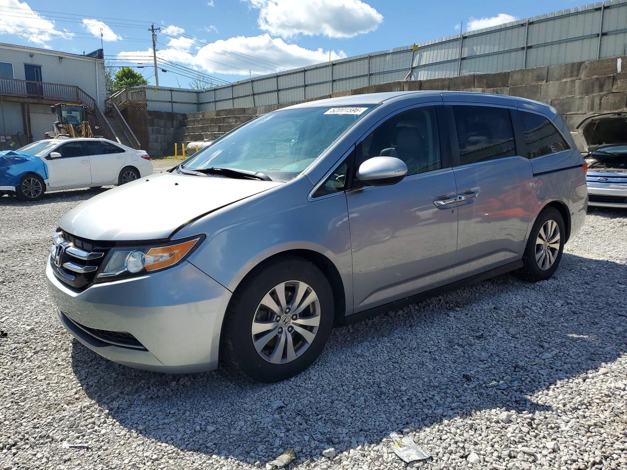 2016 Honda Odyssey VIN 5FNRL5H34GB088086 photo 1