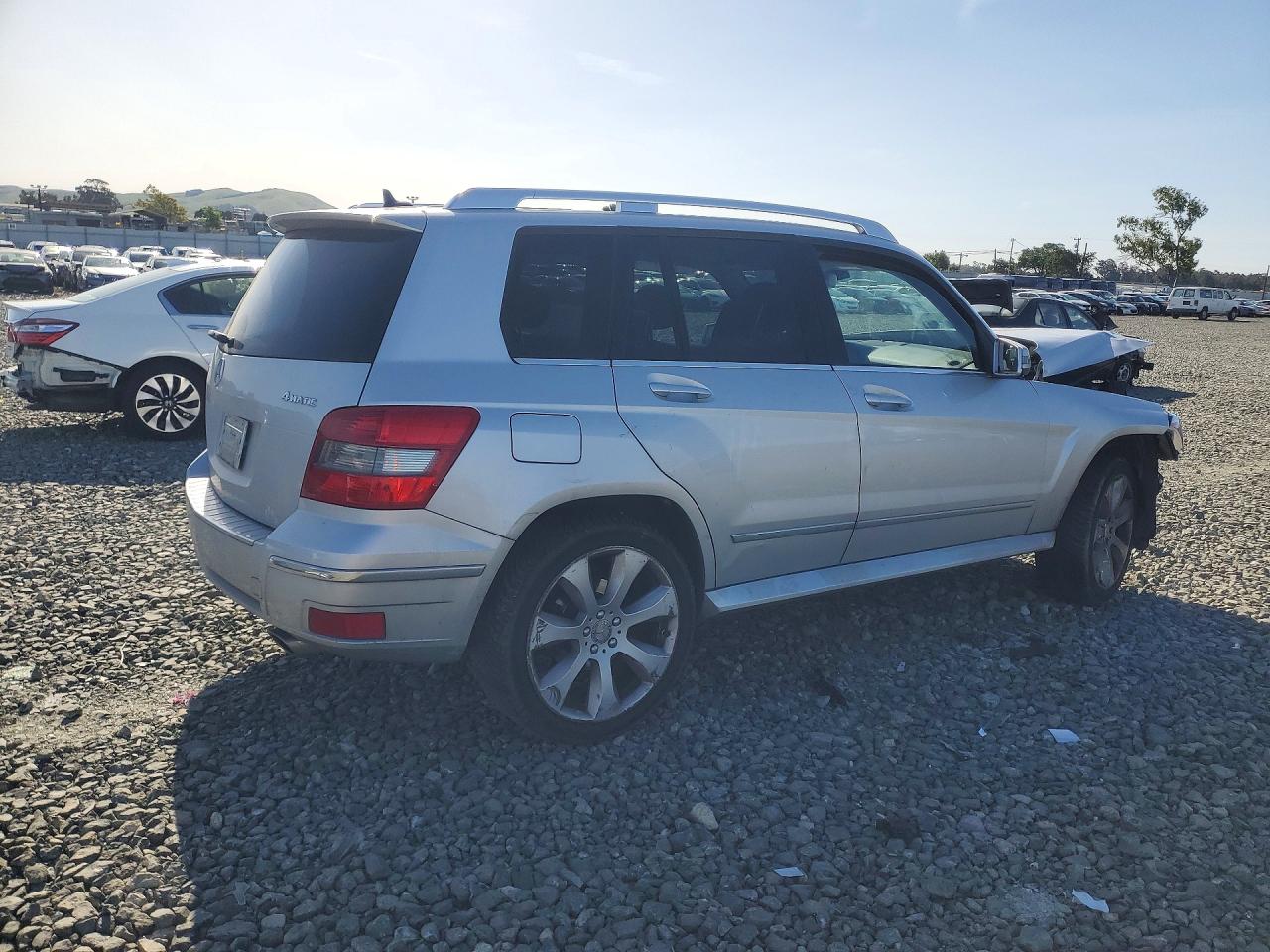 2010 MERCEDES-BENZ Glk-class VIN WDCGG8HB0AF264942 photo 3