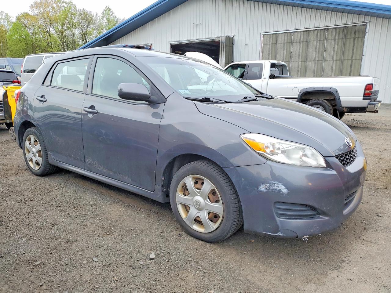 2009 Toyota Matrix VIN 2T1KU40E69C170950 photo 4