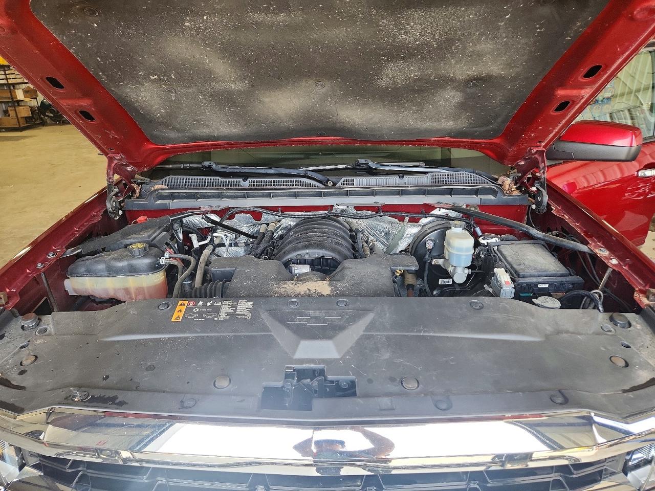 2018 CHEV Silverado VIN 3GCUKREC8JG359872 photo 11