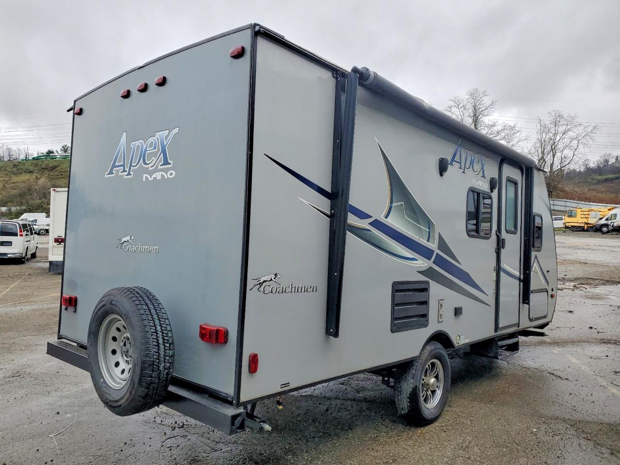 2018 FOREST Coachmen a VIN 5ZT2CXHC4JL002355 photo 4