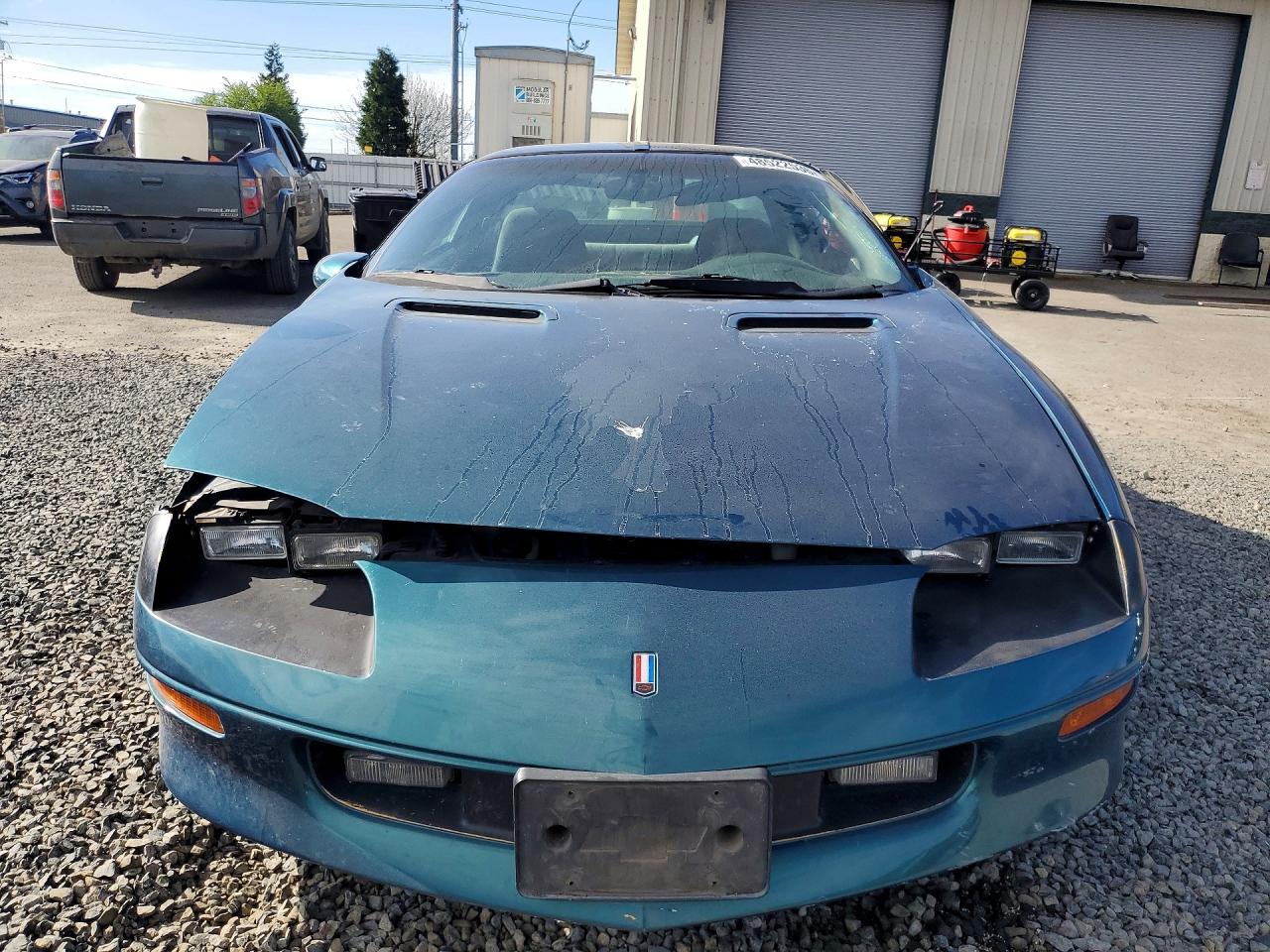 1997 Chevrolet Camaro bas VIN 2G1FP22KXV2122590 photo 5