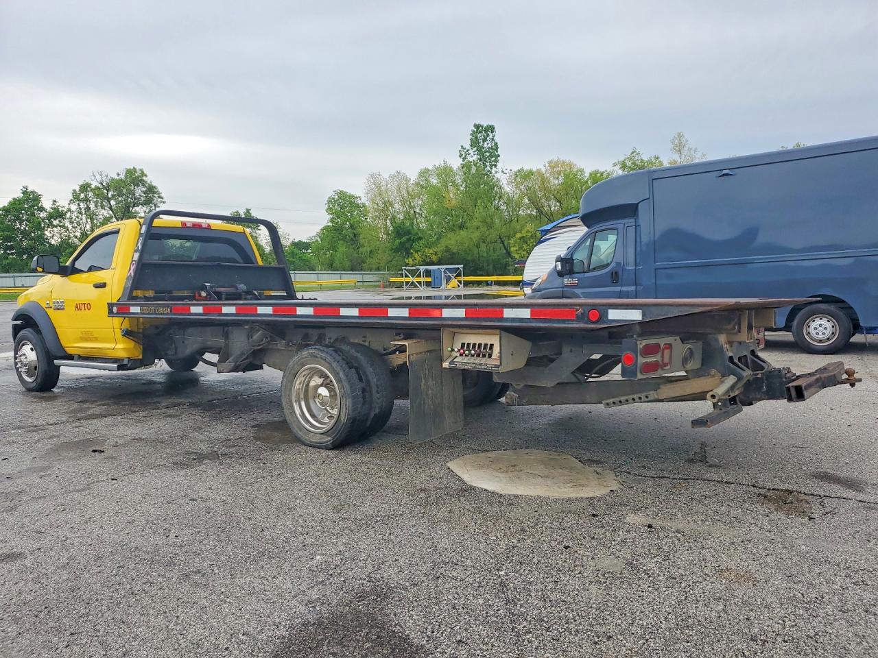 2016 Ram 5500 VIN 3C7WRMDL6GG203625 photo 2