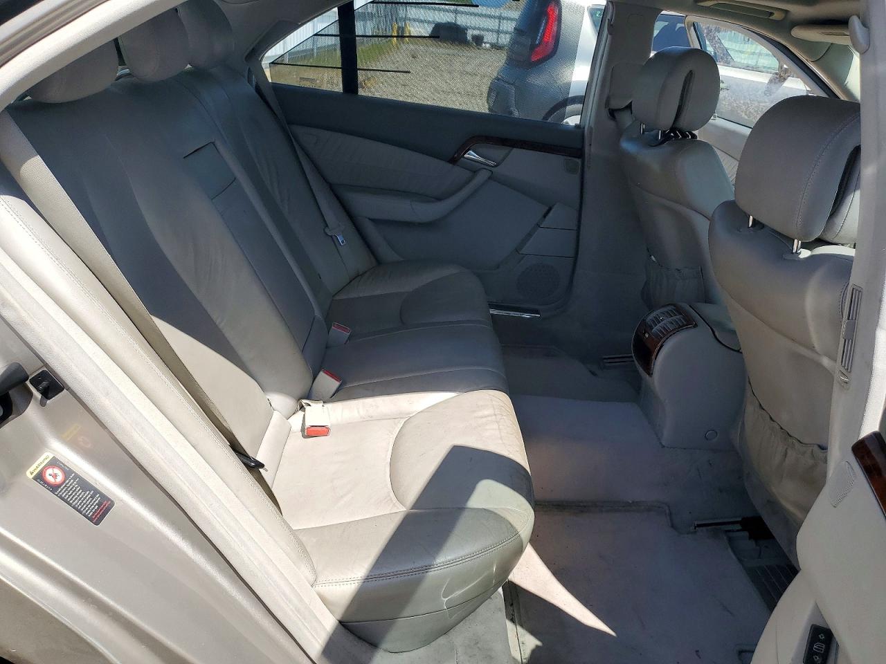 2005 Mercedes-Benz S class VIN WDBNG84J65A447127 photo 10