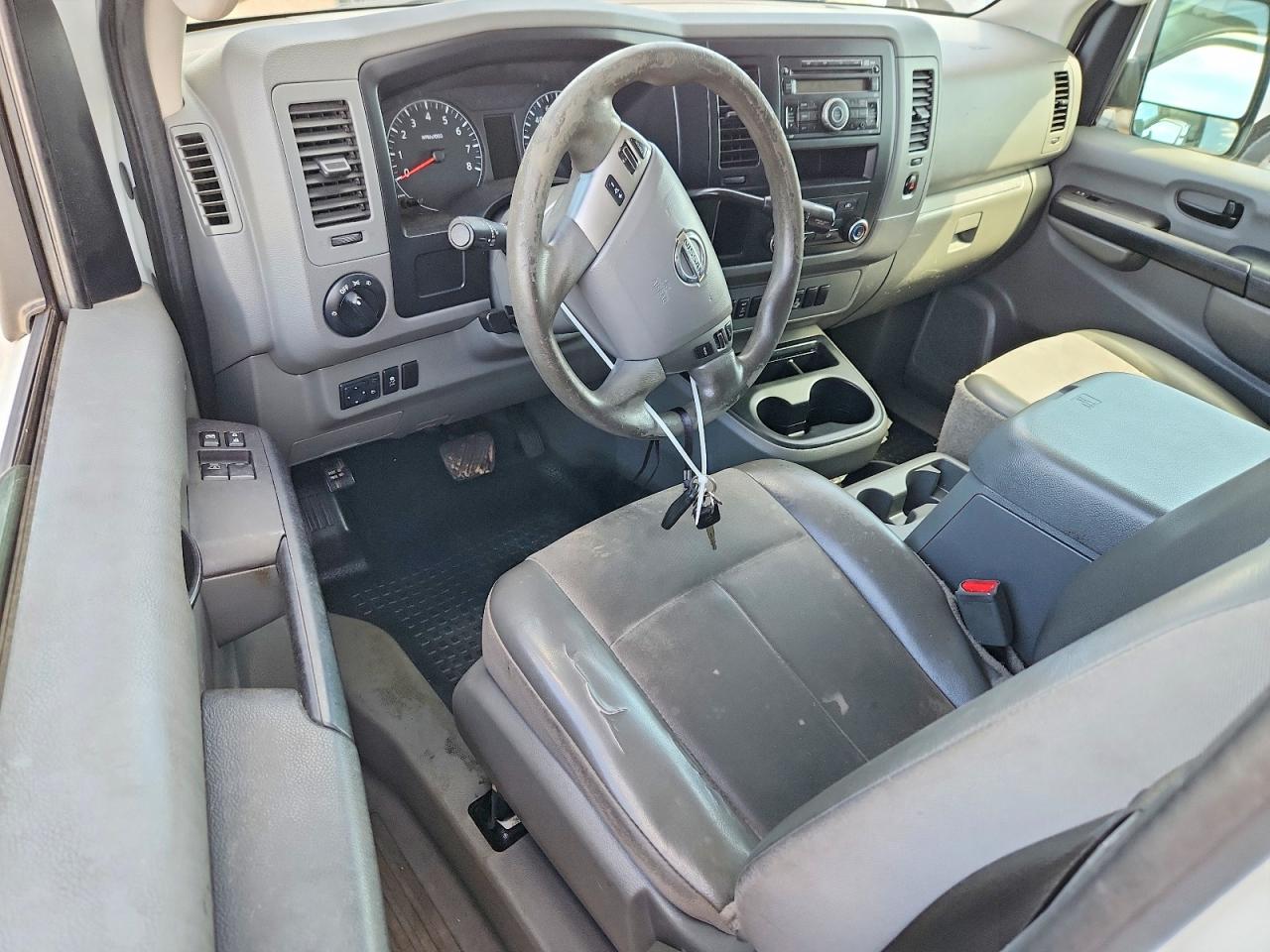 2014 NISSAN Nv VIN 1N6BF0KXXEN111261 photo 8