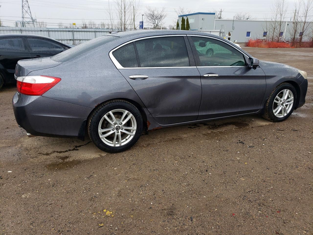 2013 Honda Accord VIN 1HGCR2F9XDA811312 photo 3