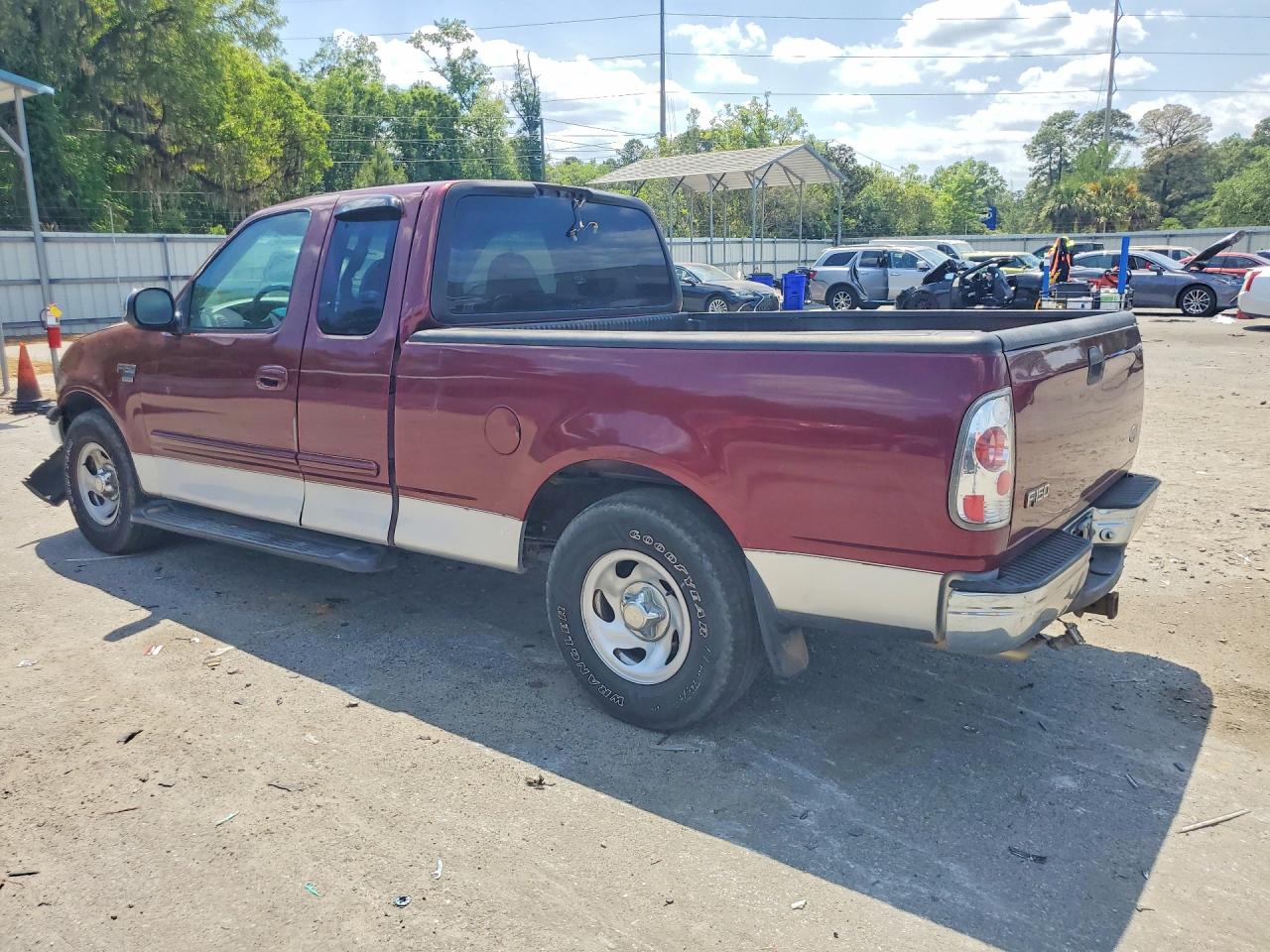 1999 Ford F150 VIN 1FTRX17L1XNB99985 photo 2