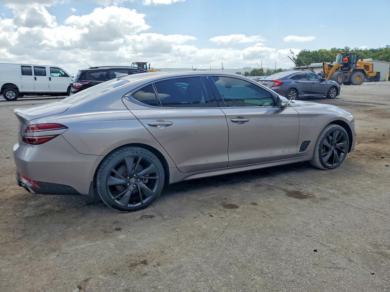 2023 GENESIS G70 VIN KMTG34TA1PU134876 photo 3
