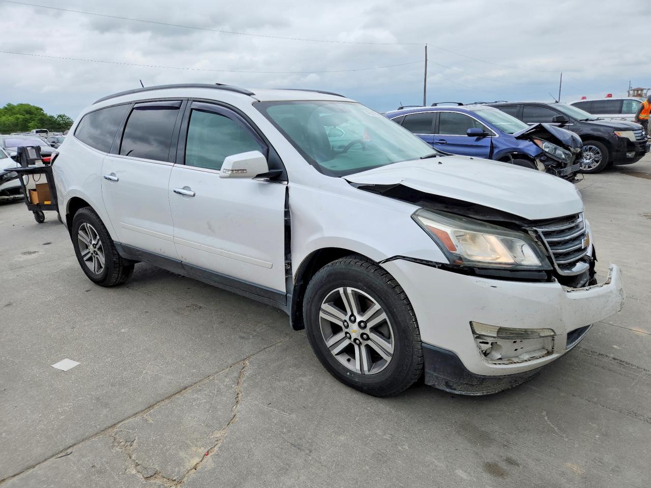 2016 Chevrolet Traverse VIN 1GNKRGKDXGJ250218 photo 4