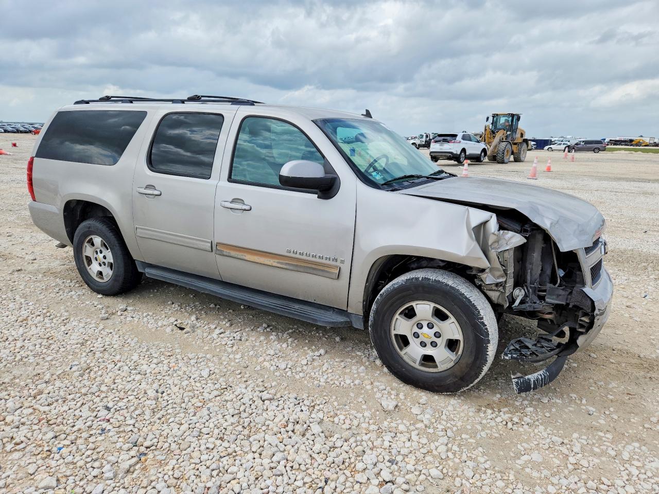 2009 Chevrolet Suburban VIN 1GNFC26029R273641 photo 4