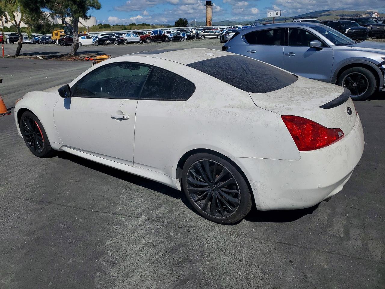 2012 Infiniti G37 VIN JN1CV6EK1CM422760 photo 2