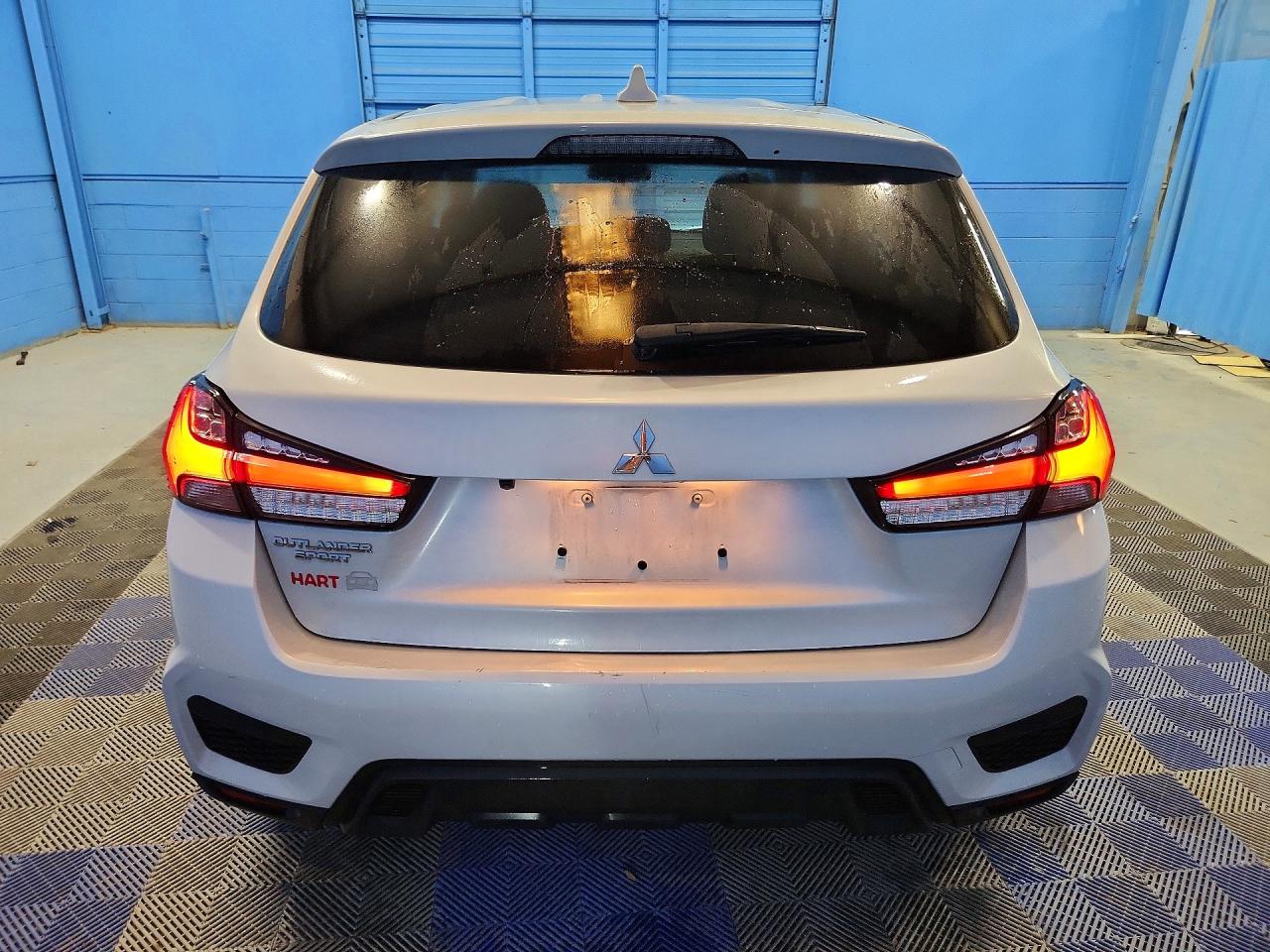 2022 Mitsubishi Outlander VIN JA4APUAU3NU021900 photo 6