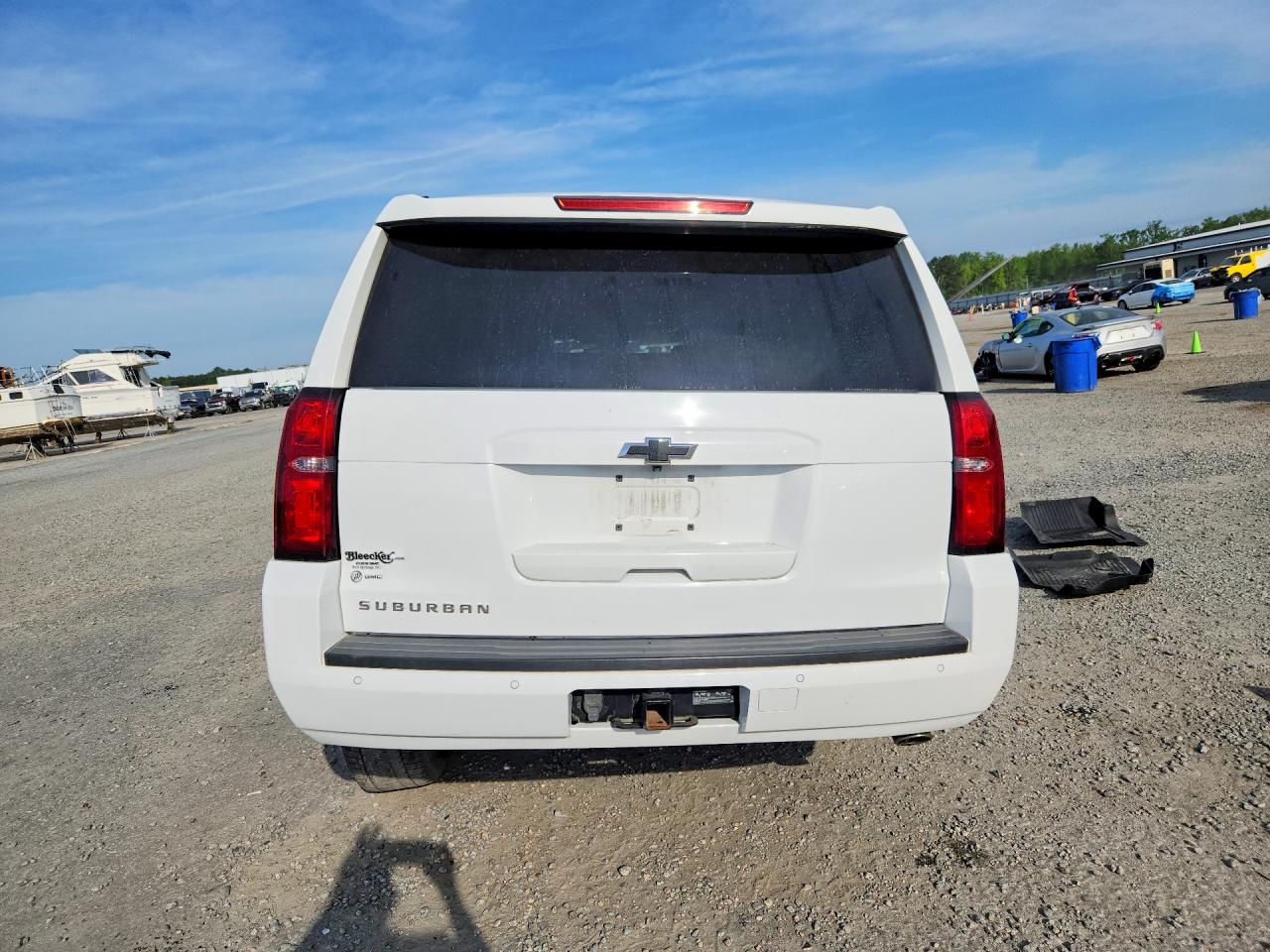2019 Chevrolet Suburban VIN 1GNSKHKCXKR148090 photo 6