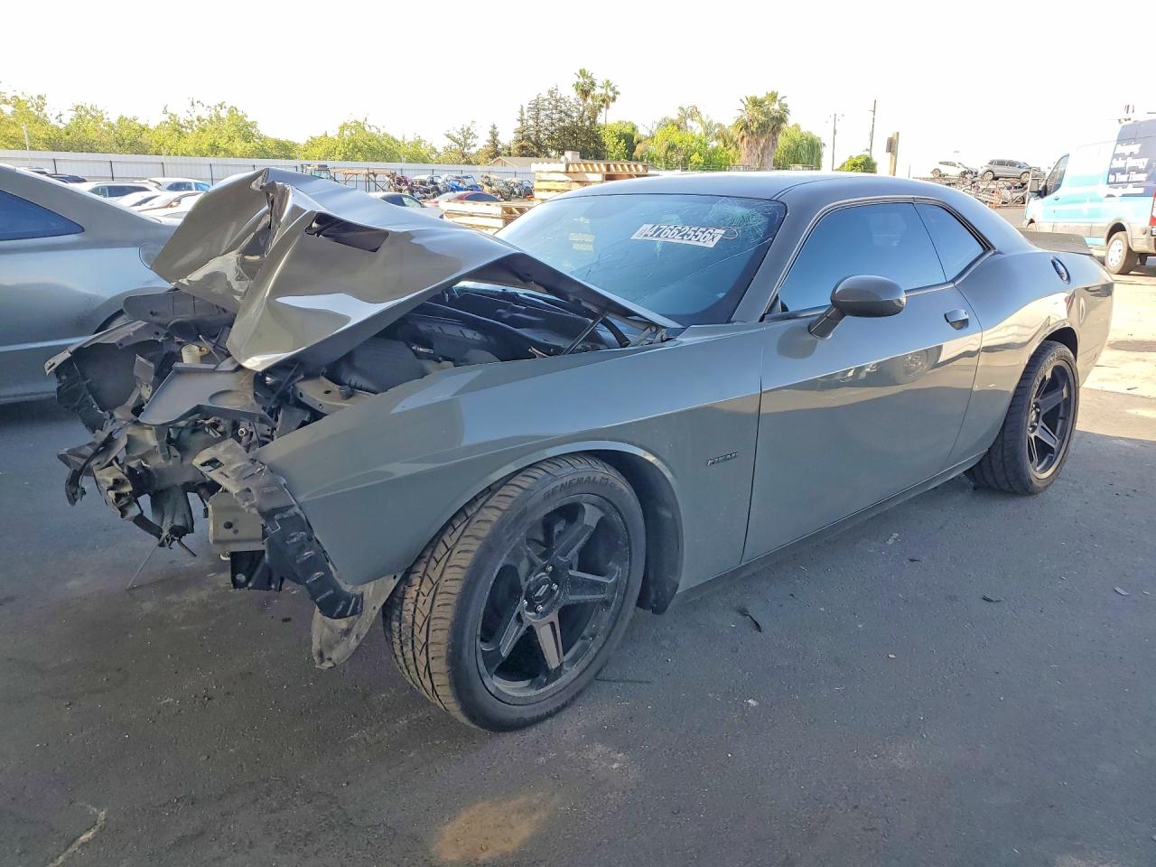 2018 Challenger VIN 2C3CDZBT0JH128107 photo 1