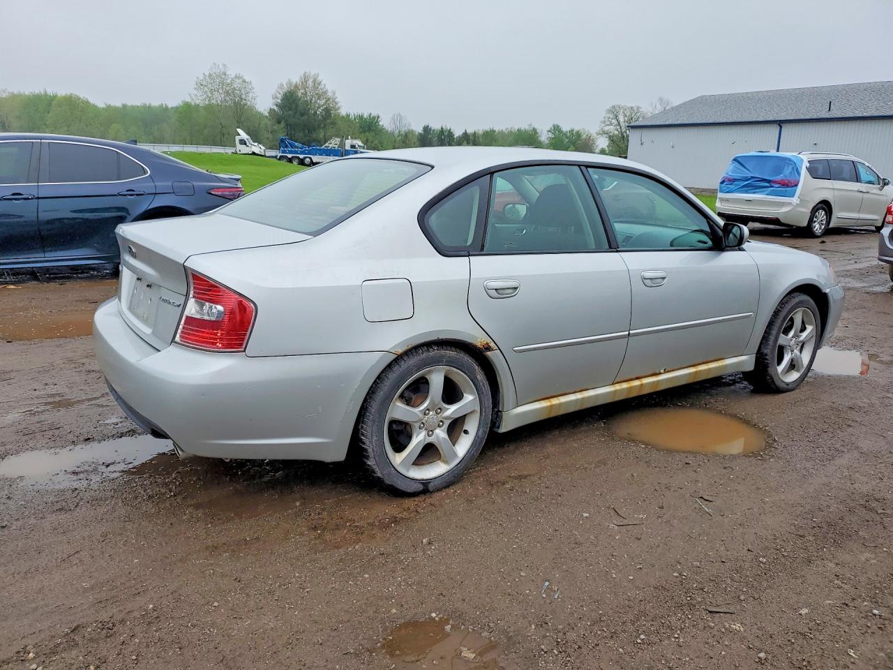 2007 Subaru LEGACY VIN 4S3BL616077211979 photo 3