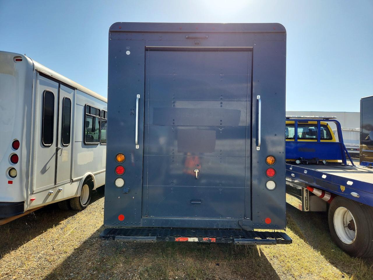 2021 FREIGHTLINER All other VIN 4UZAC2EA8MCMM9127 photo 6