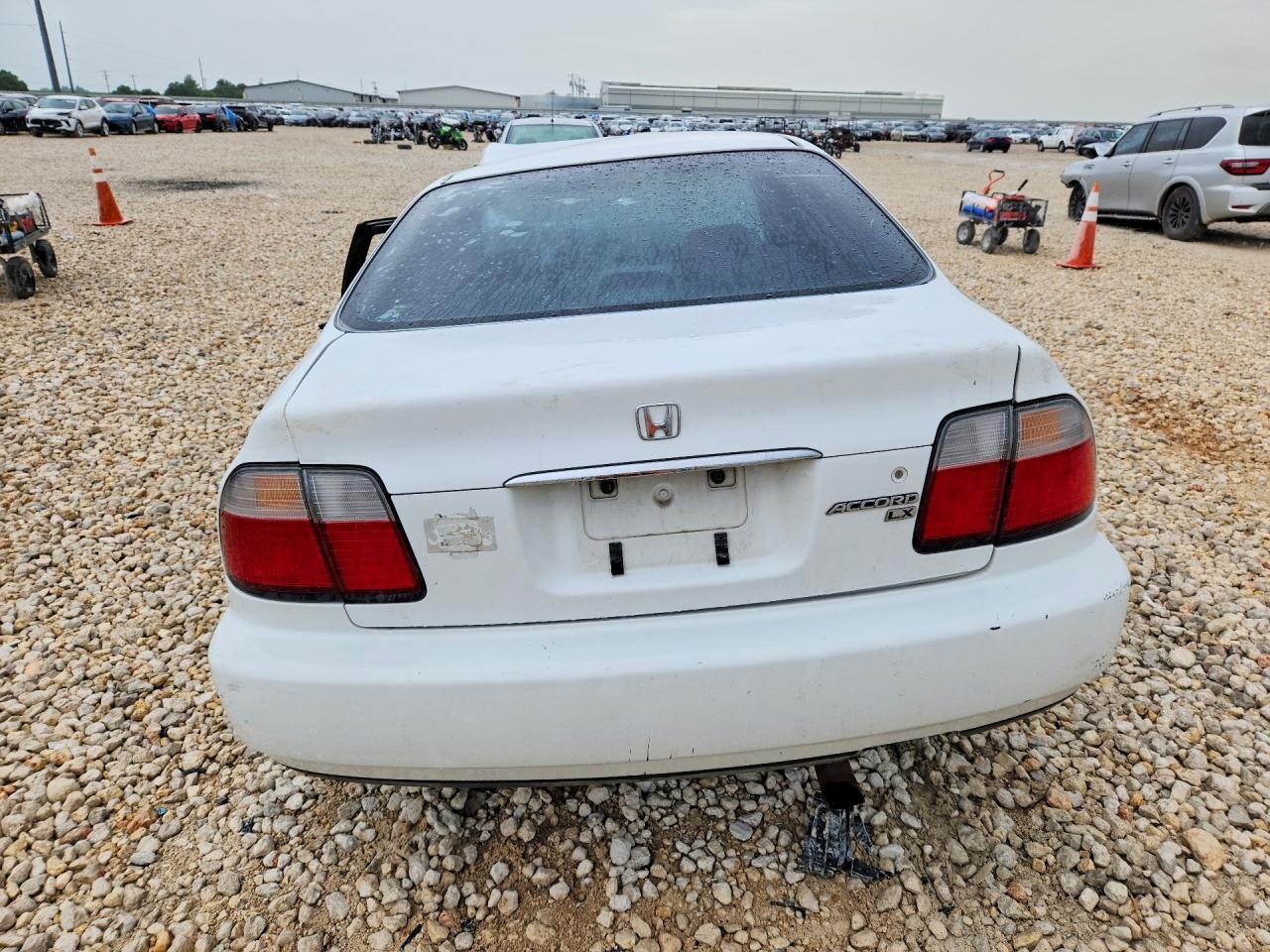 1996 Honda Accord VIN 1HGCD5631TA037901 photo 6