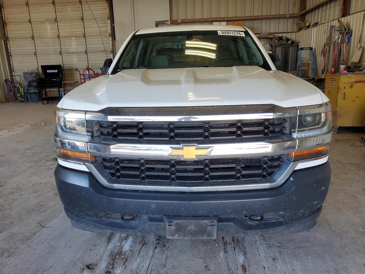 2018 Chevrolet Silverado VIN 3GCUKNEC8JG124428 photo 5