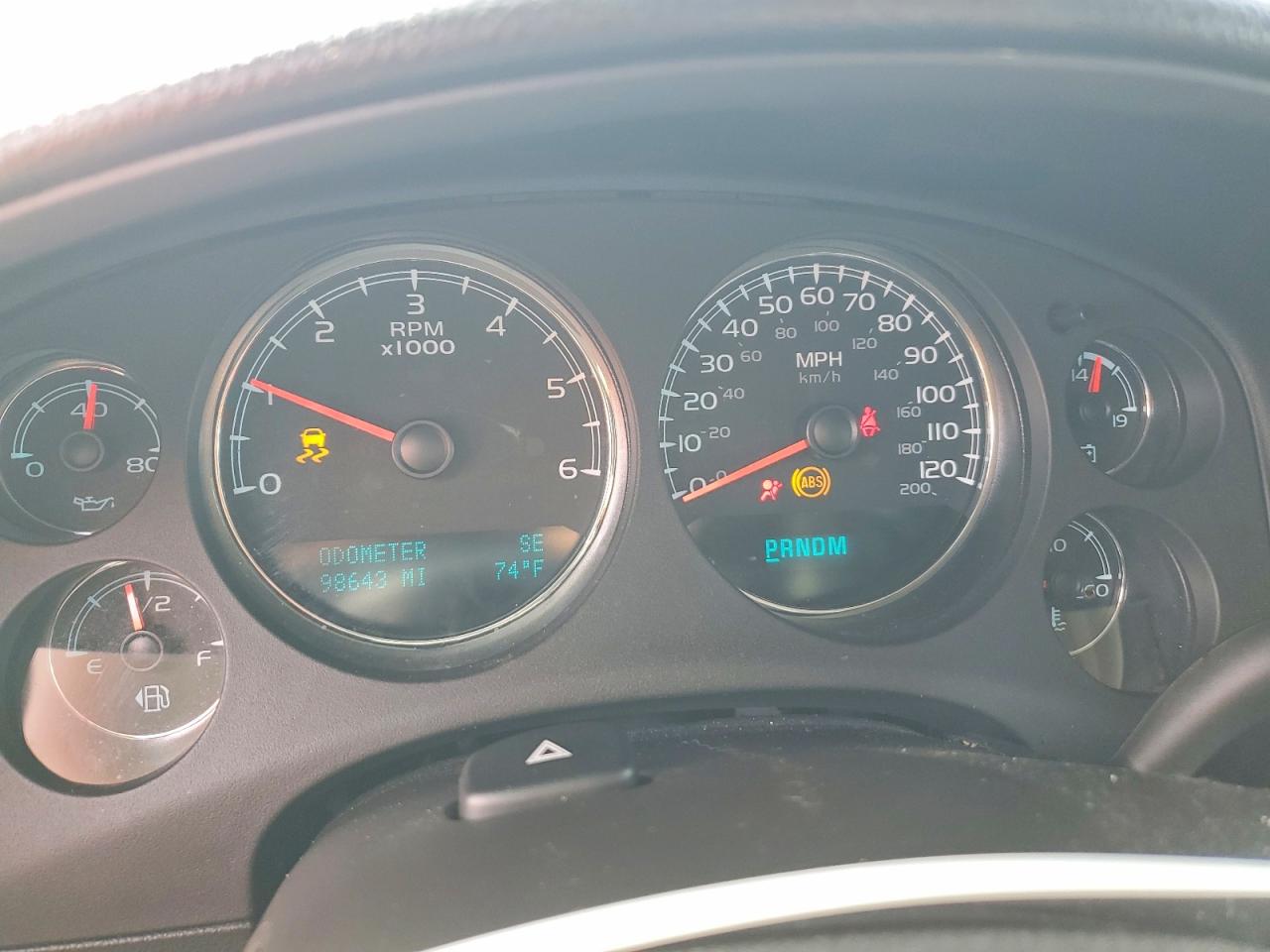 2014 Chevrolet Tahoe VIN 1GNSCBE02ER248149 photo 9