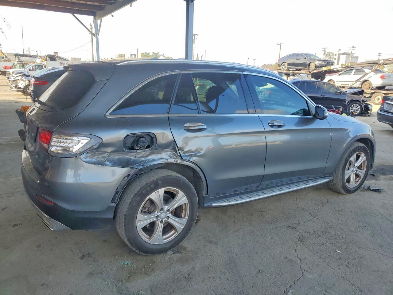 2016 Mercedes-Benz Glc class VIN WDC0G4JB0GF019426 photo 3