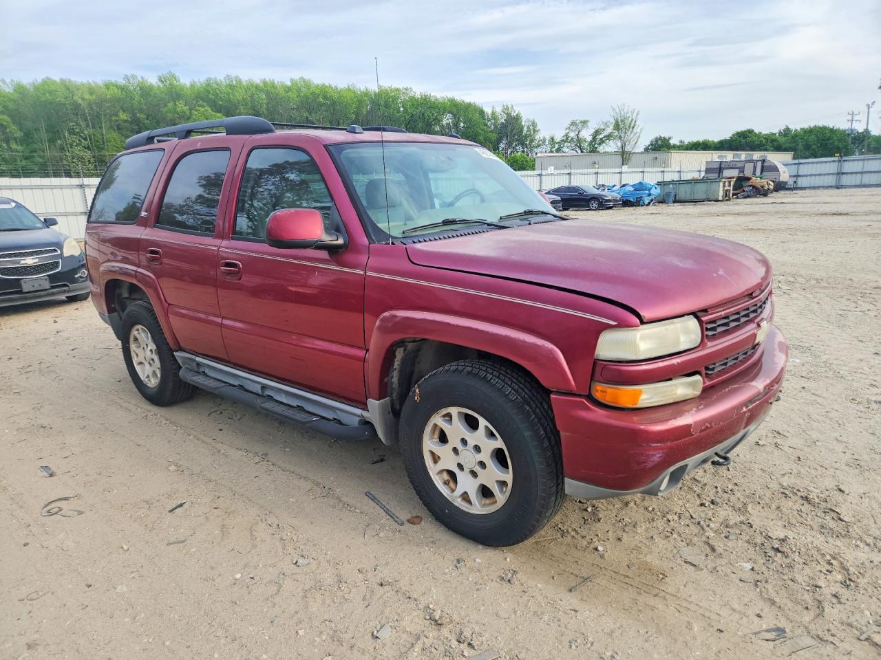 2005 CHEV Tahoe VIN 1GNEK13T95R269376 photo 4