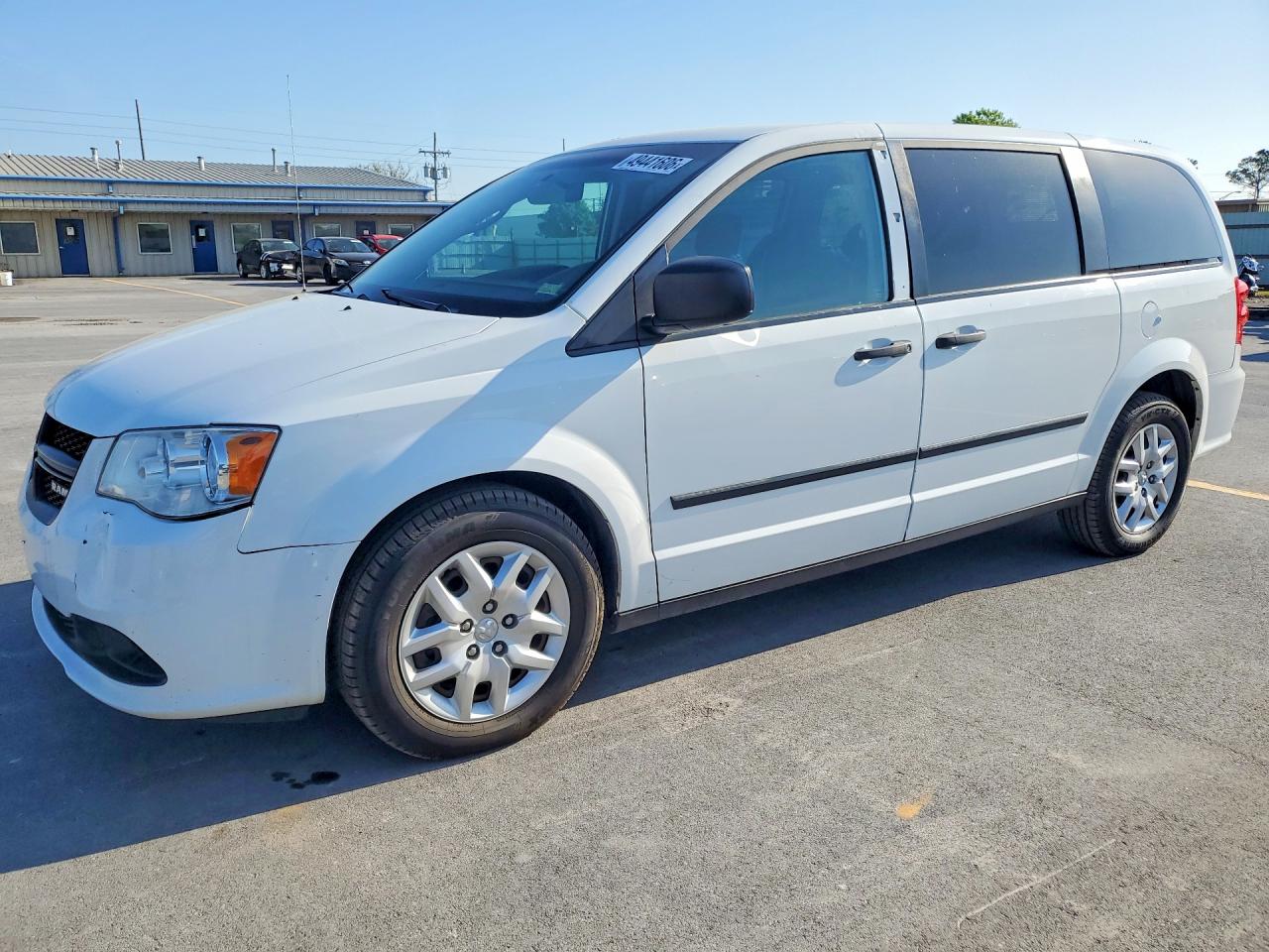 2015 Ram Tradesman VIN 2C4JRGAG4FR679767 photo 1