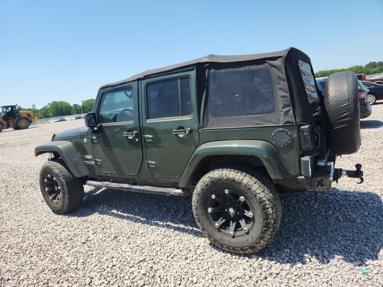 2008 Jeep Wrangler / VIN 1J8GA591X8L576346 photo 2