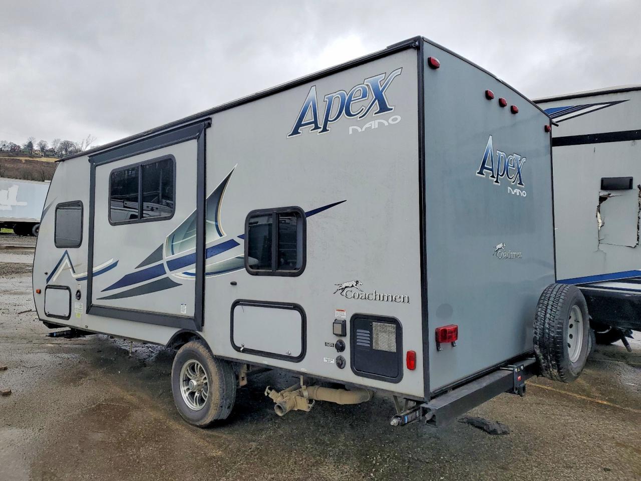 2018 FOREST Coachmen a VIN 5ZT2CXHC4JL002355 photo 3