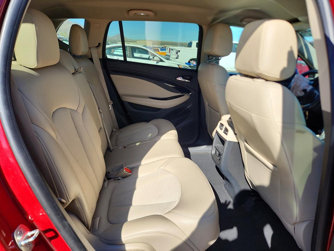 2018 Buick Envision VIN LRBFXCSA8JD024231 photo 11