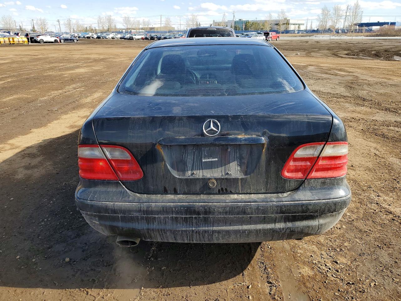 2002 MERCEDES-BENZ Clk-class VIN WDBLJ70GX2T105404 photo 6
