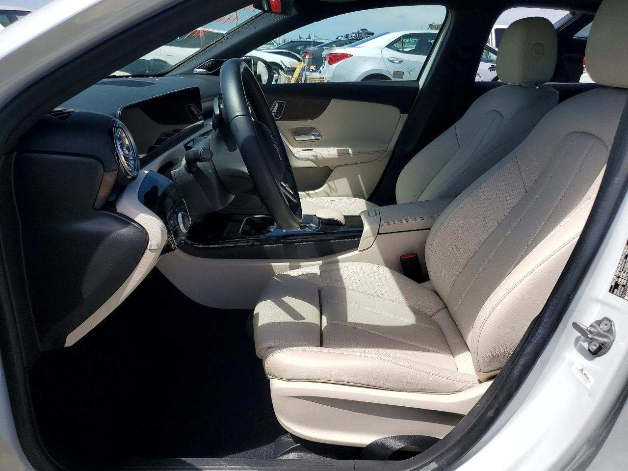 2019 MERCEDES-BENZ A-class VIN WDD3G4EB5KW024763 photo 7