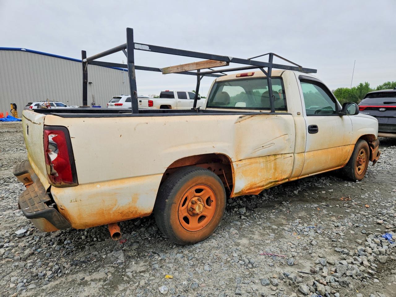 2004 Chevrolet All models VIN 1GCEC14X04Z178129 photo 3